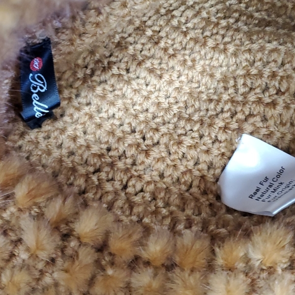 Knitted Mink Fur Hat with Rose - Picture 5 of 5